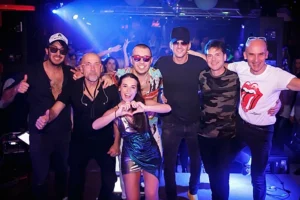 Revolution live band